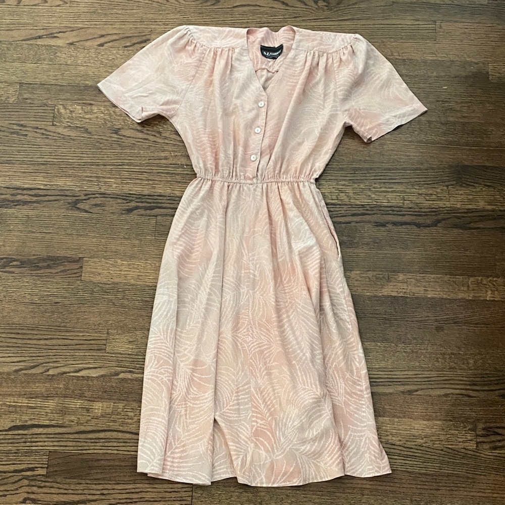 SOLD  S. L. Fashions Pale Pink Button-Front Midi Dress with Leaf Print